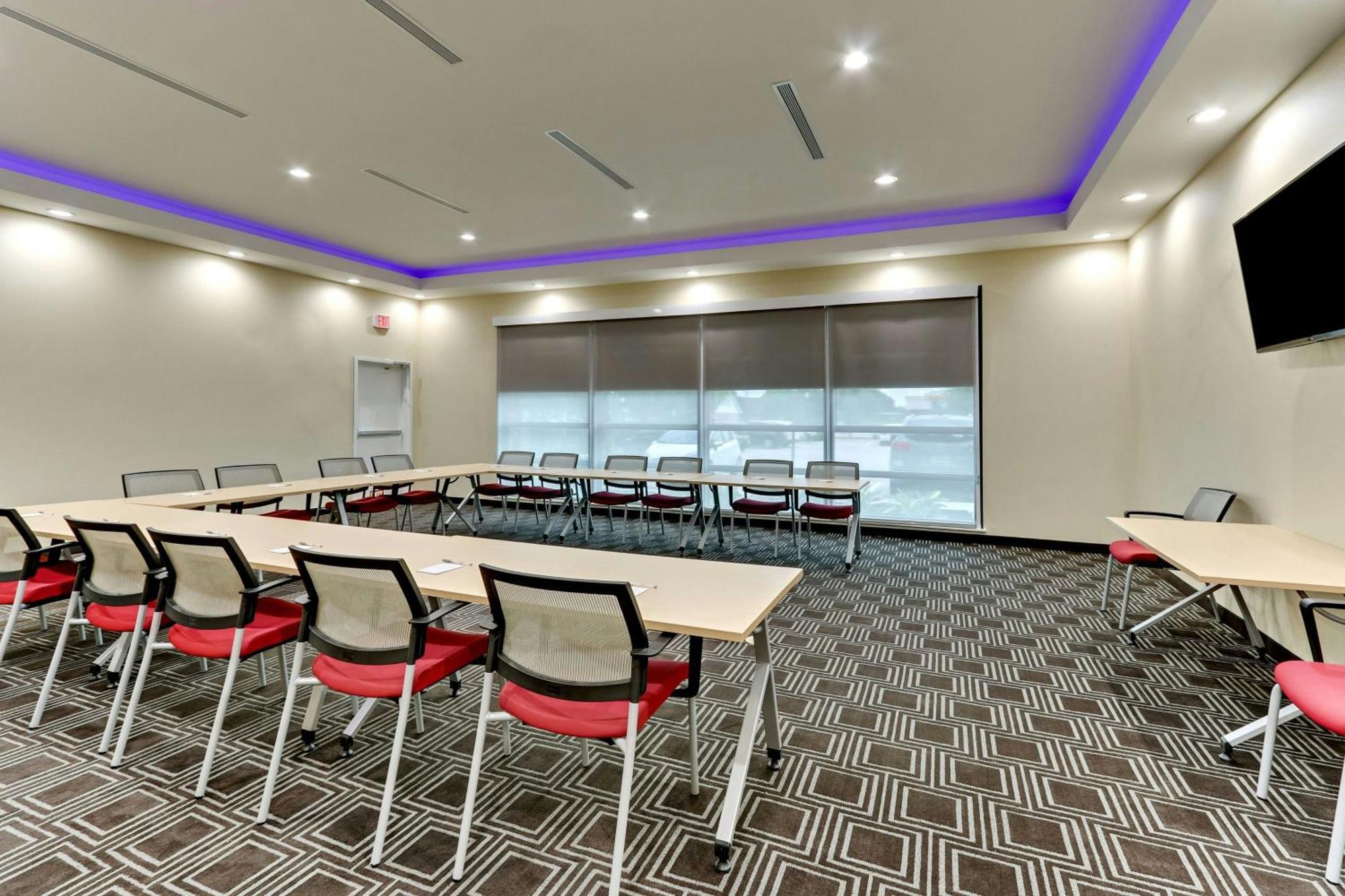 Towneplace Suites By Marriott Houston Northwest Beltway 8 Exterior photo