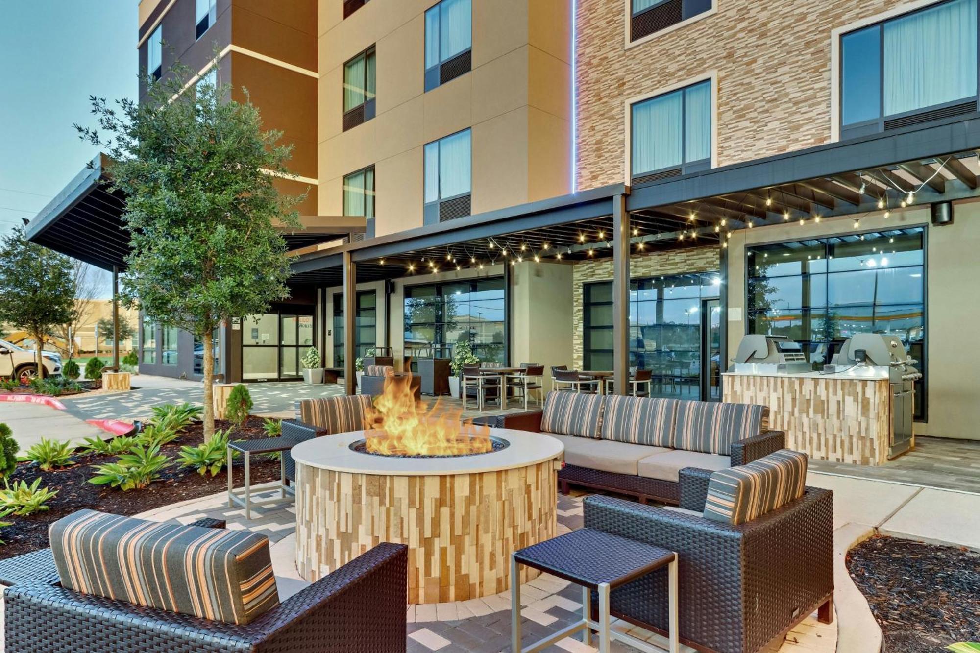 Towneplace Suites By Marriott Houston Northwest Beltway 8 Exterior photo