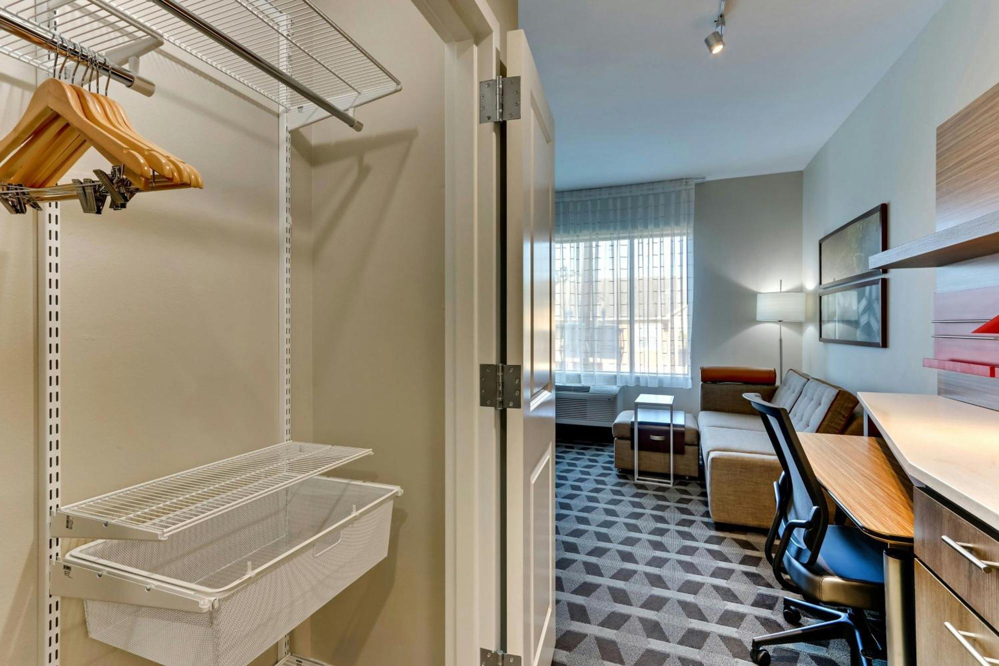 Towneplace Suites By Marriott Houston Northwest Beltway 8 Exterior photo
