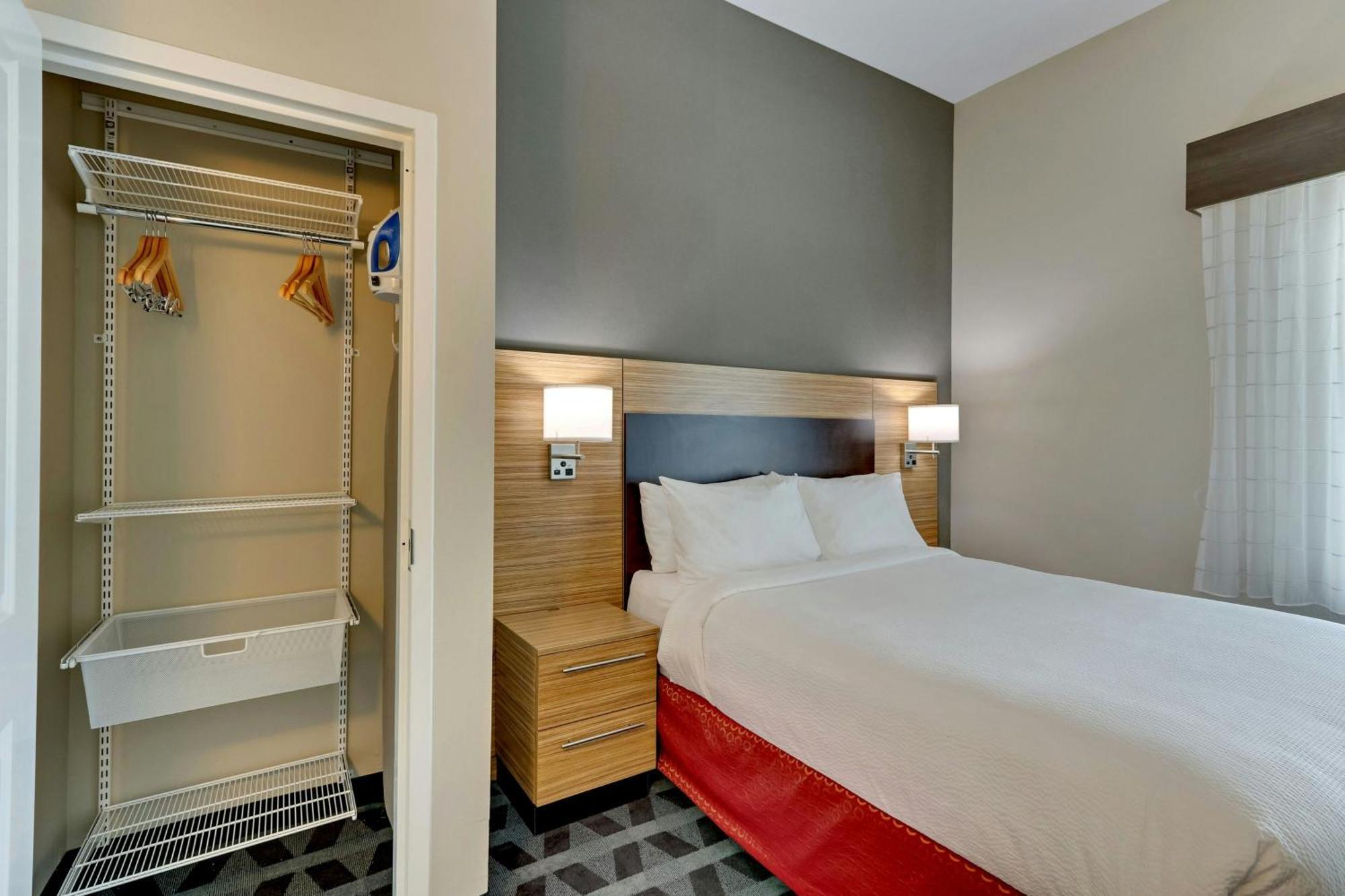 Towneplace Suites By Marriott Houston Northwest Beltway 8 Exterior photo